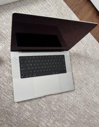 Apple MACBOOK PRO