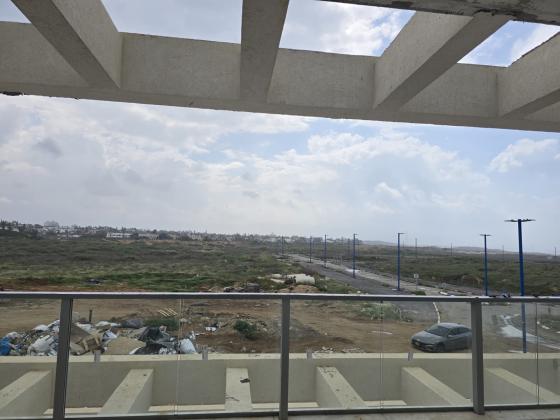 יישוב ג'אסר א זרקא 1
