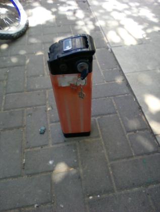 האופניים נמכרות ללא סוללה