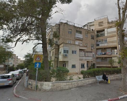 הפסגה 18