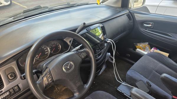 מאזדה MPV (2005)