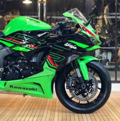 קאוואסאקי ZX-10R Ninja (2023)