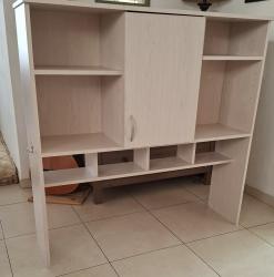 למכירה מדפים עם תא אחסוןמידות: 1