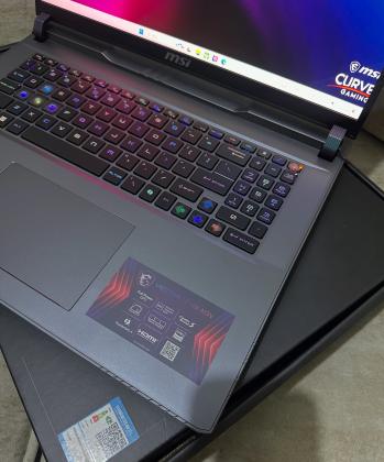מחשב נייד לגיימינג MSI Vector