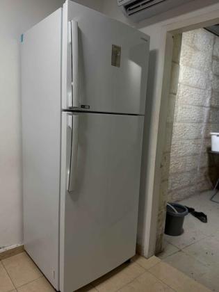 למכירה מקרר Samsung גדול ומרווח,