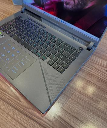 מחשב נייד לגיימינג ASUS ROG