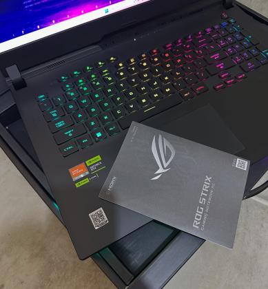 Asus ROG Strix SCAR 17 17