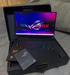 Asus ROG Strix SCAR 17 17