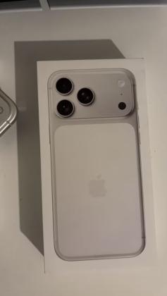 Apple iPhone 17 Pro Max