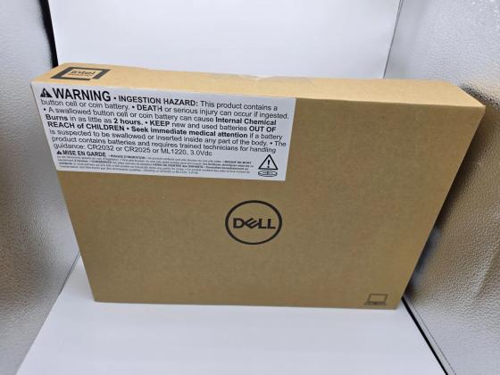 מחשב נייד Dell 18 Pro