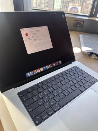 Apple MACBOOK PRO