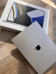 Apple MACBOOK PRO